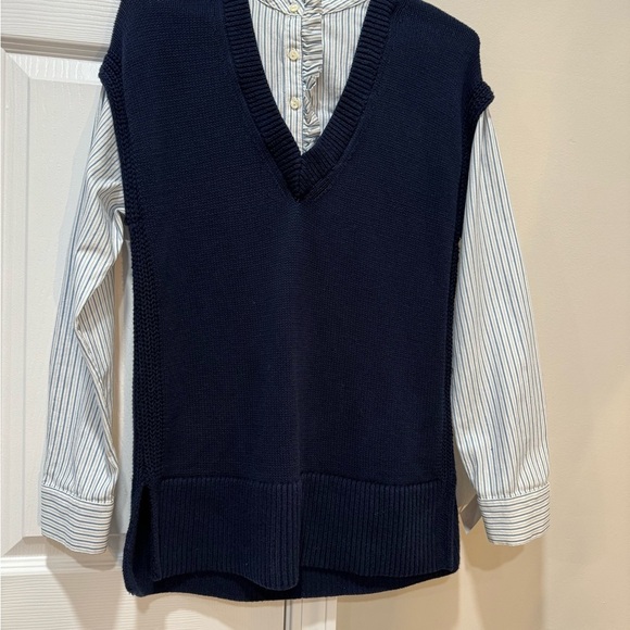 LOFT Striped Ruffle Mixed Media
Tunic Sweater
$74.95 $39 - Picture 5 of 8